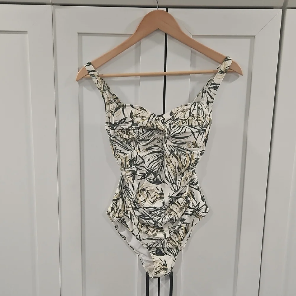 Niptuck Floral Print Swimsuit - Picture 1 of 4